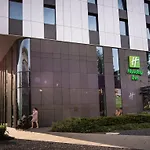 - Centre By Ihg