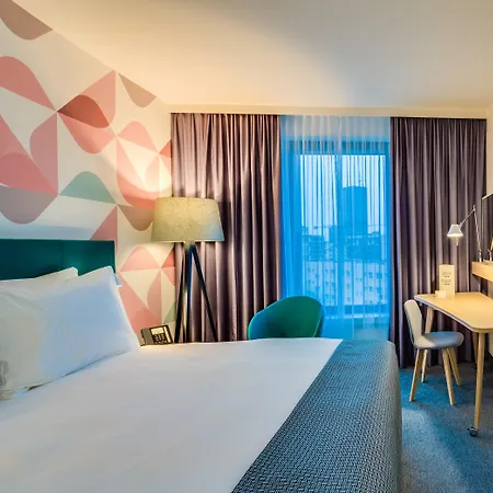 Hotel - Centre By Ihg 4*