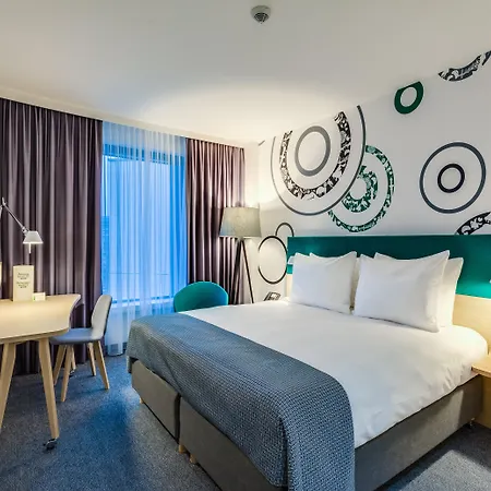 - Centre By Ihg Hotel