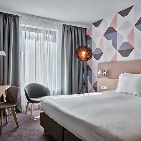 Otel - Centre By Ihg 4*