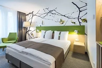 - Centre By Ihg Otel 4*
