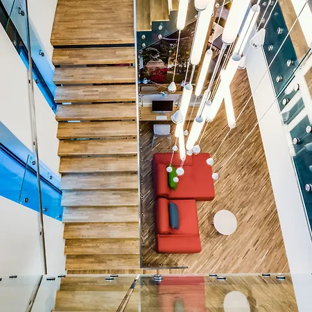 - Centre By Ihg 4*