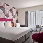 - Centre By Ihg Otel Varşova