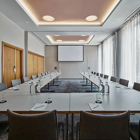 - Centre By Ihg 4* Warschau