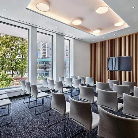 - Centre By Ihg Hotel Warschau