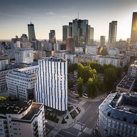 - Centre By Ihg Warsaw