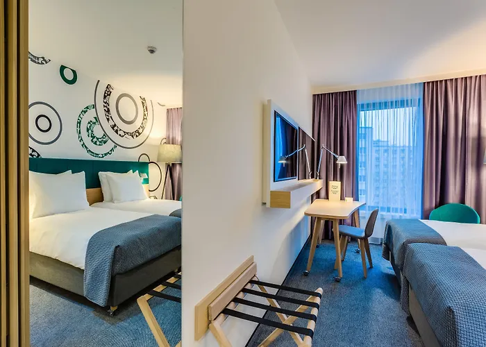 - Centre By Ihg Hotel