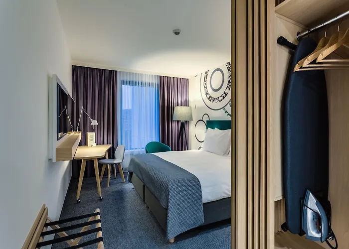 - Centre By Ihg Warszawa