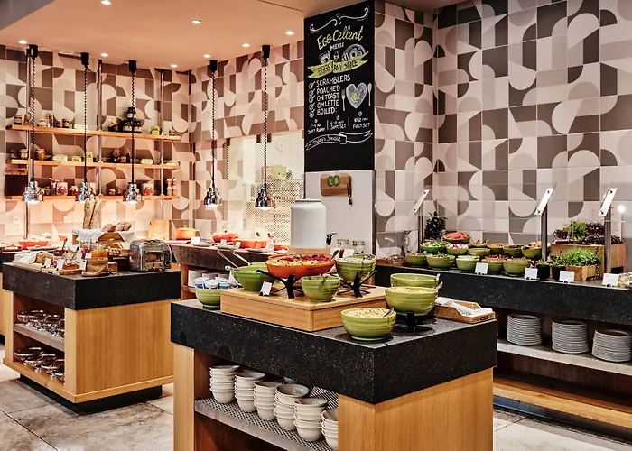 - Centre By Ihg Hotel 3*