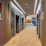 - Centre By Ihg Warschau