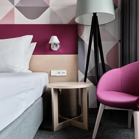 - Centre By Ihg