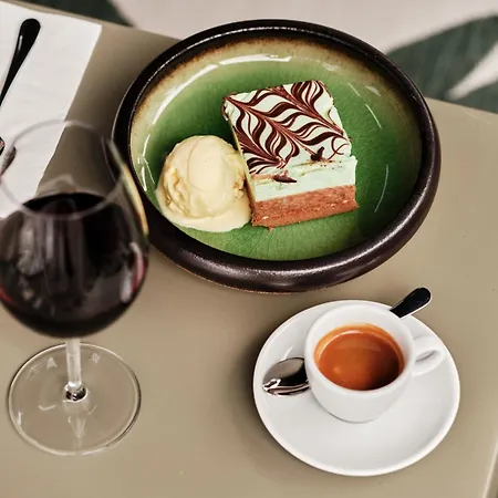 Hotell - Centre By Ihg