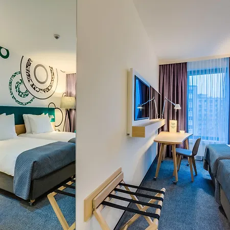 - Centre By Ihg Hotell