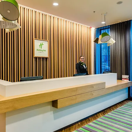 - Centre By Ihg Hotell