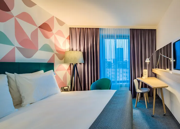 Hotel - Centre By Ihg 3*