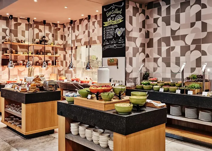 - Centre By Ihg Hotel 3*