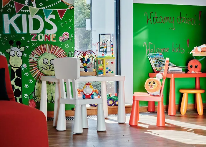 - Centre By Ihg Hotel 3*